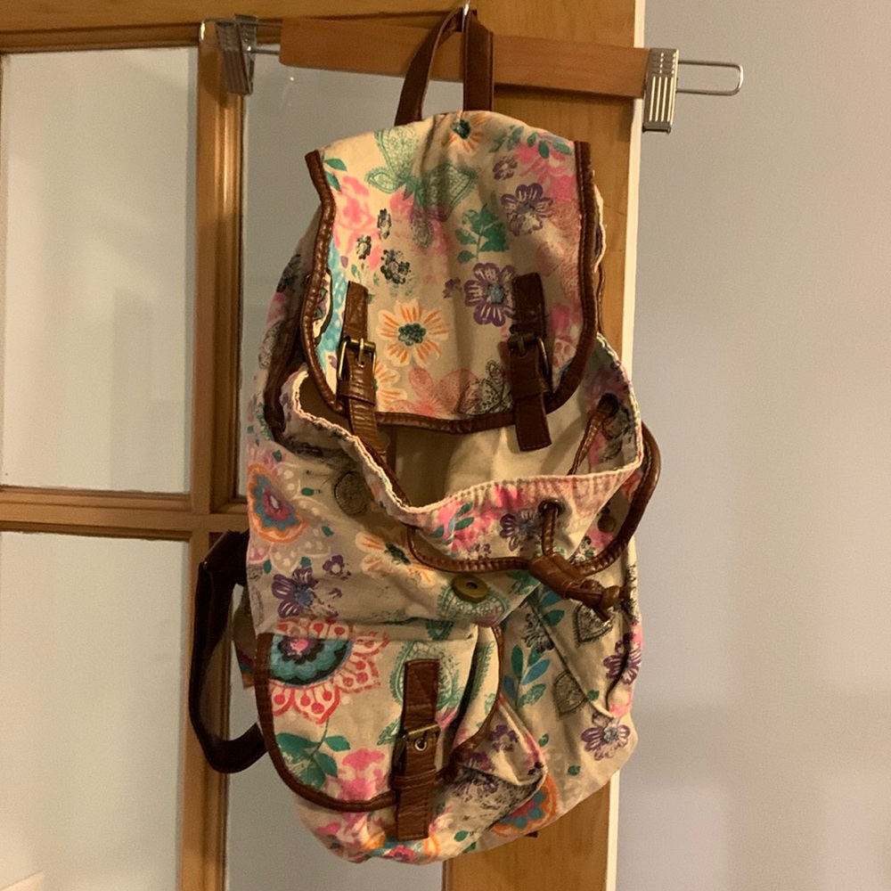 Like new fabric floral backpack multicolored